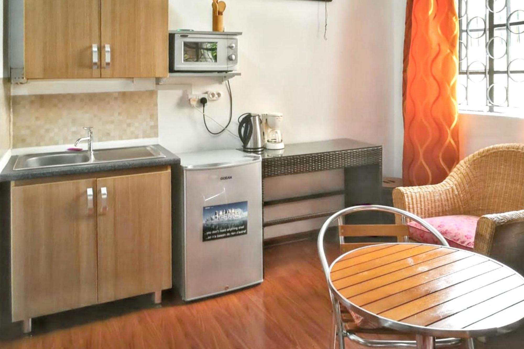 Charming Studio In Flic En Flac With Enclosed Garden 25M² Extérieur photo